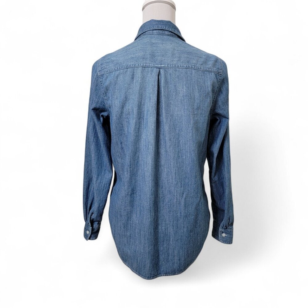 Old Navy Size S The Classic Shirt Button-Down Jean/Chambray Shirt - Picture 4 of 12